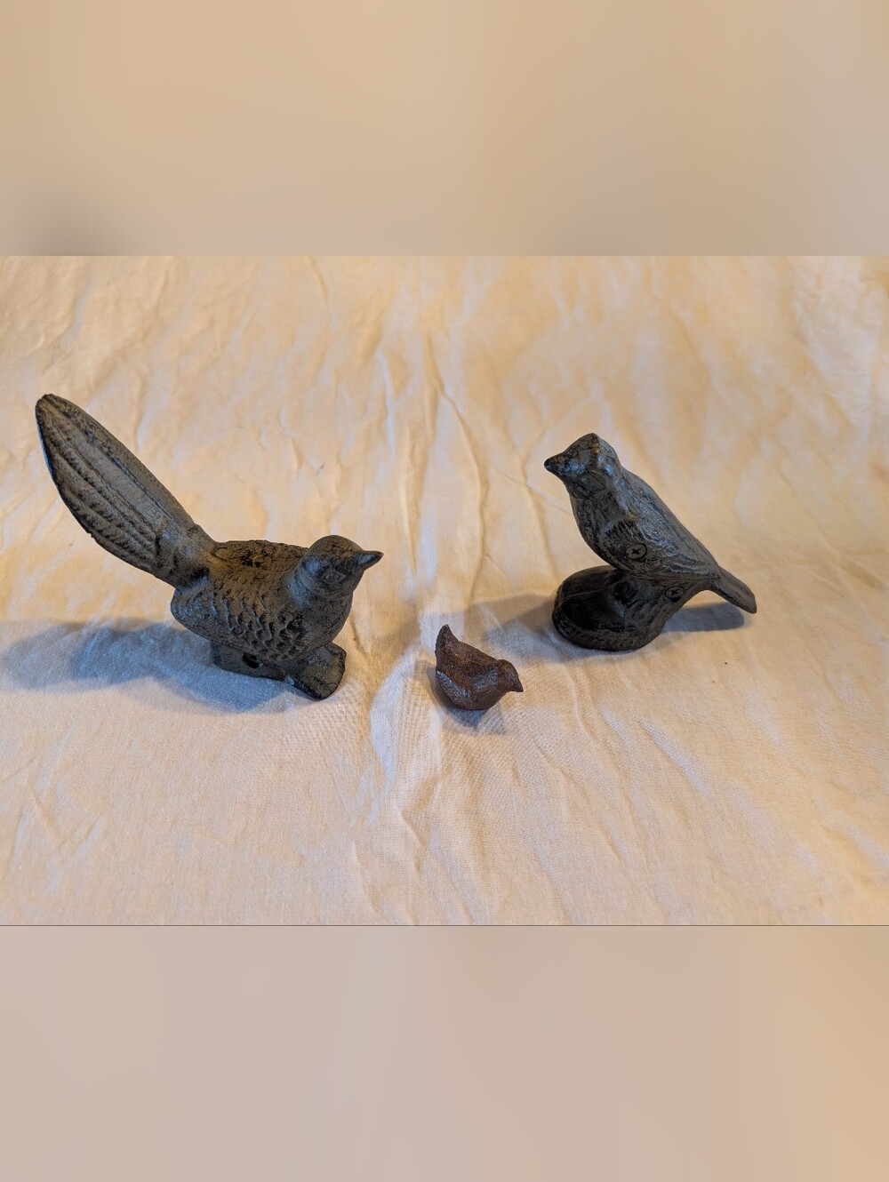 2/40$ Vintage Cast Iron Bird Figurine Trio in Black and Brown